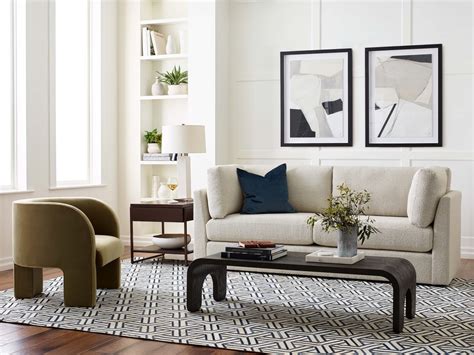 Mitchell gold bob williams furniture - The design duo Mitchell Gold + Bob Williams has been producing clean and contemporary furniture for a modern customer for 30 years. The brand's spring collection , in stores today, uses texture ...